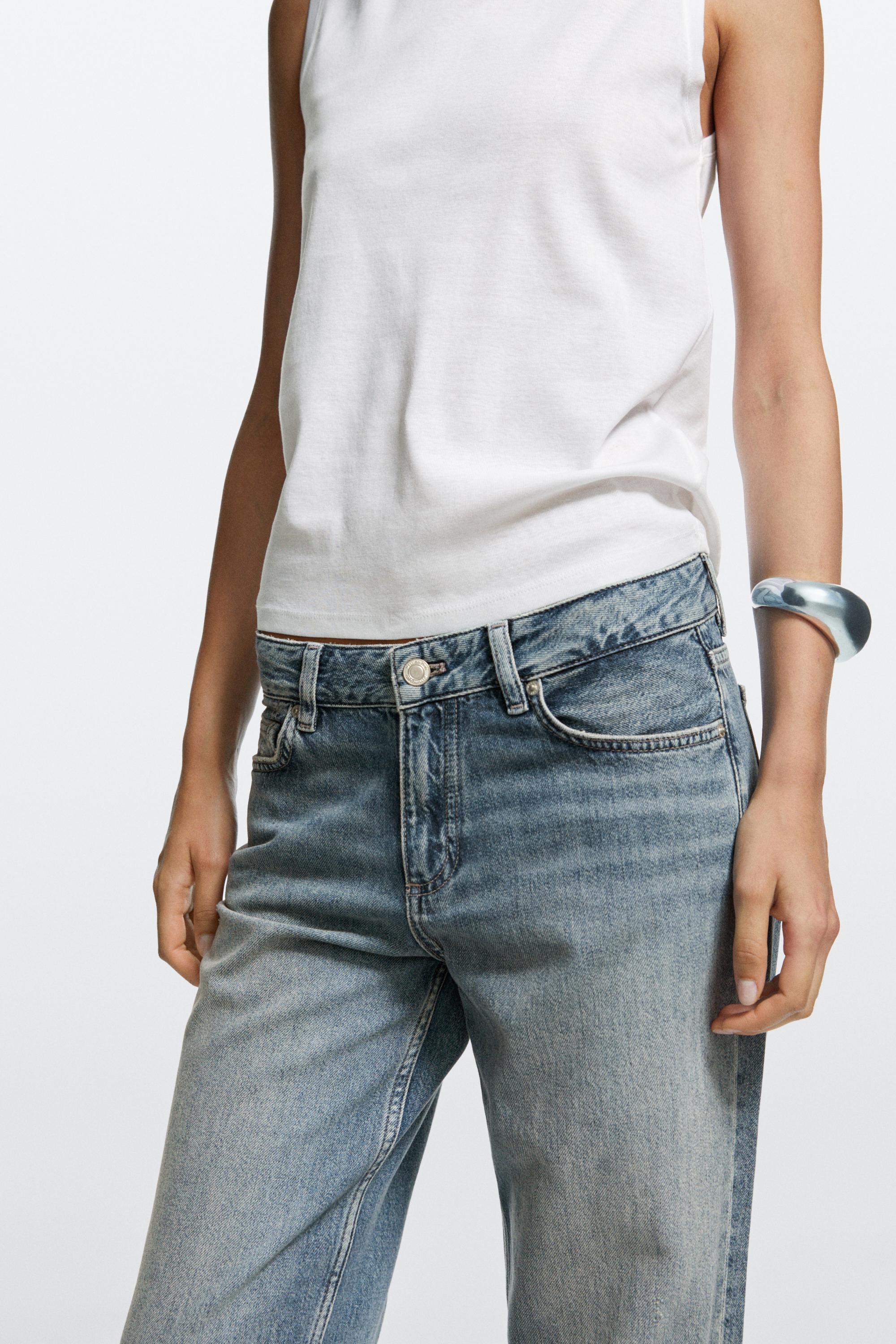 Low-rise straight-leg jeans